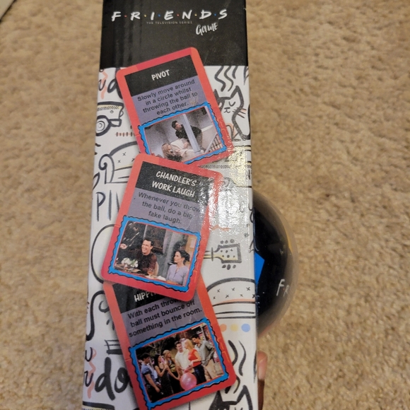 FRIENDS The One With The Ball Game - Picture 5 of 5